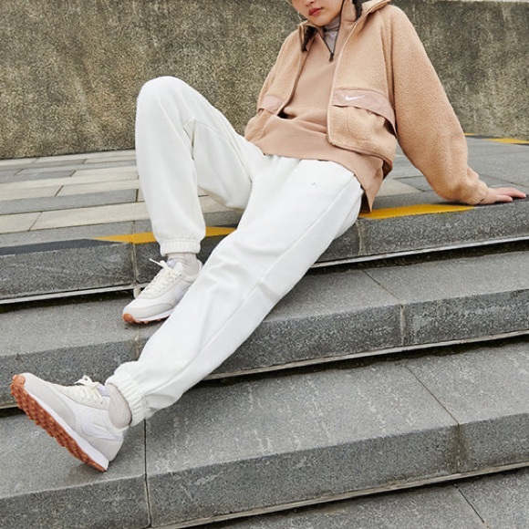 Nike Sherpa Jacket In Hemp - Picture 5 of 8